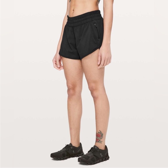 Lululemon Tracker Short V *4" Liner-less Running Black Size 4 - Picture 2 of 6